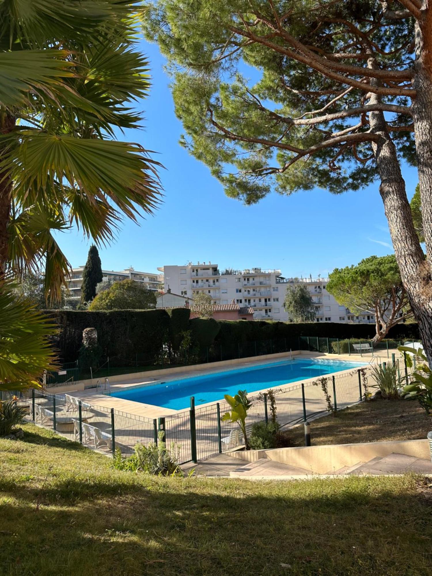 L'Azur - Apt De Standing - Piscine - Parking 勒卡内 外观 照片